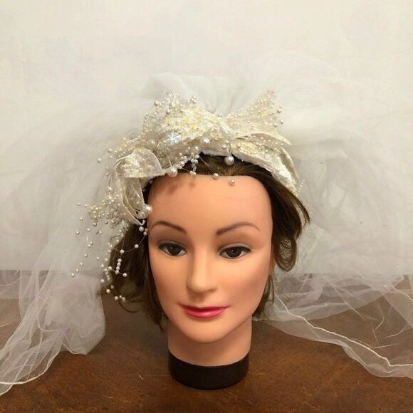 Bridal Veil 2 tier Headpiece Vintage - Picture 1 of 5